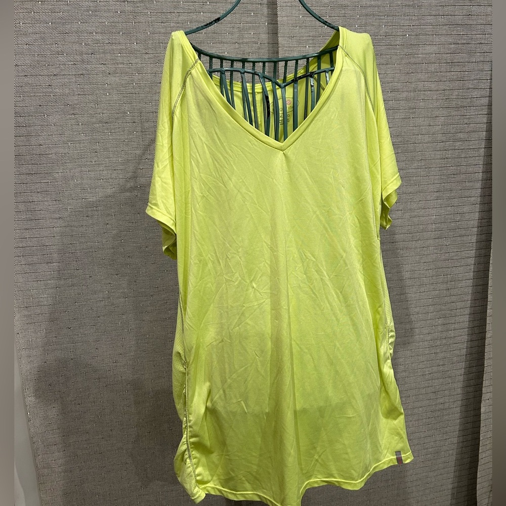 Women’s Neon Yellow (XXL) Workout Tee